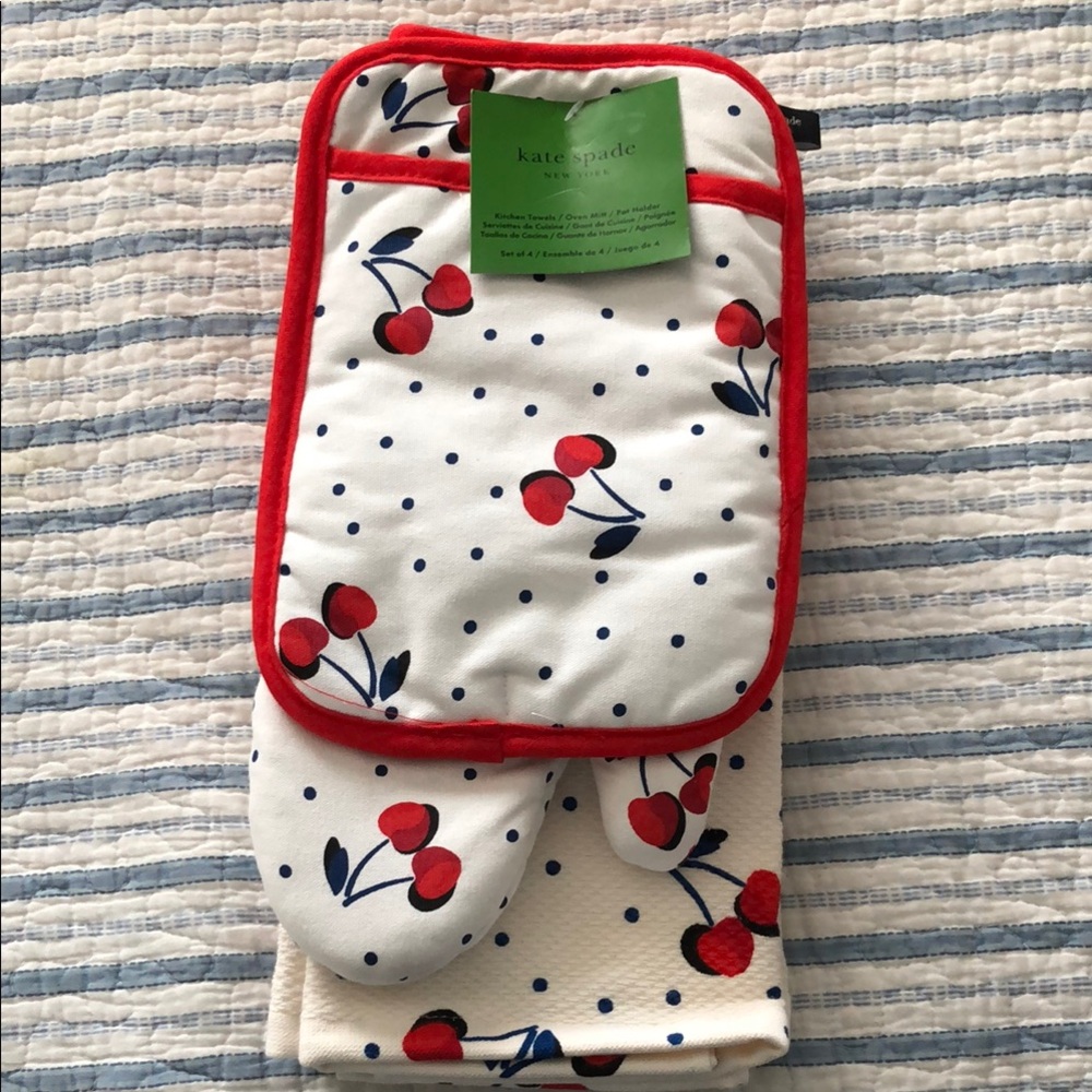 Kate Spade Cherry Oven Mitt and Towel Set
